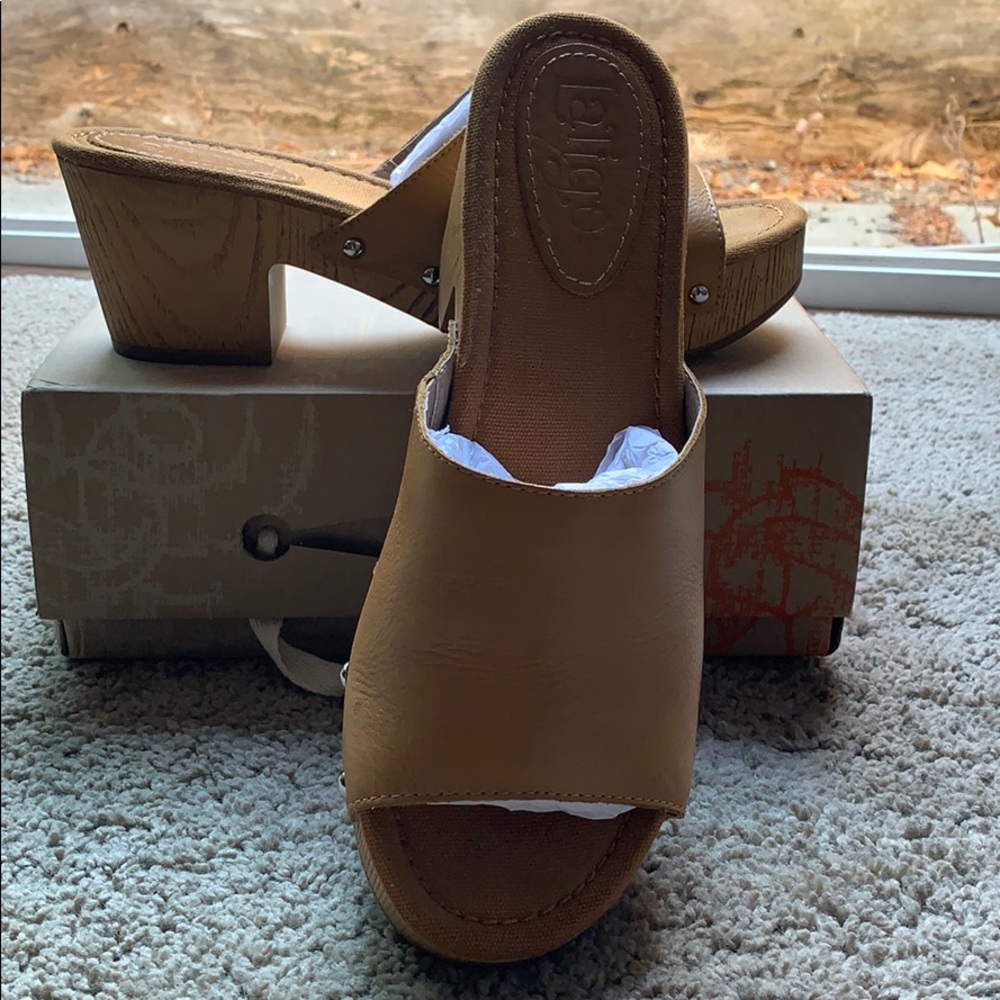 Latigo Platform Slides